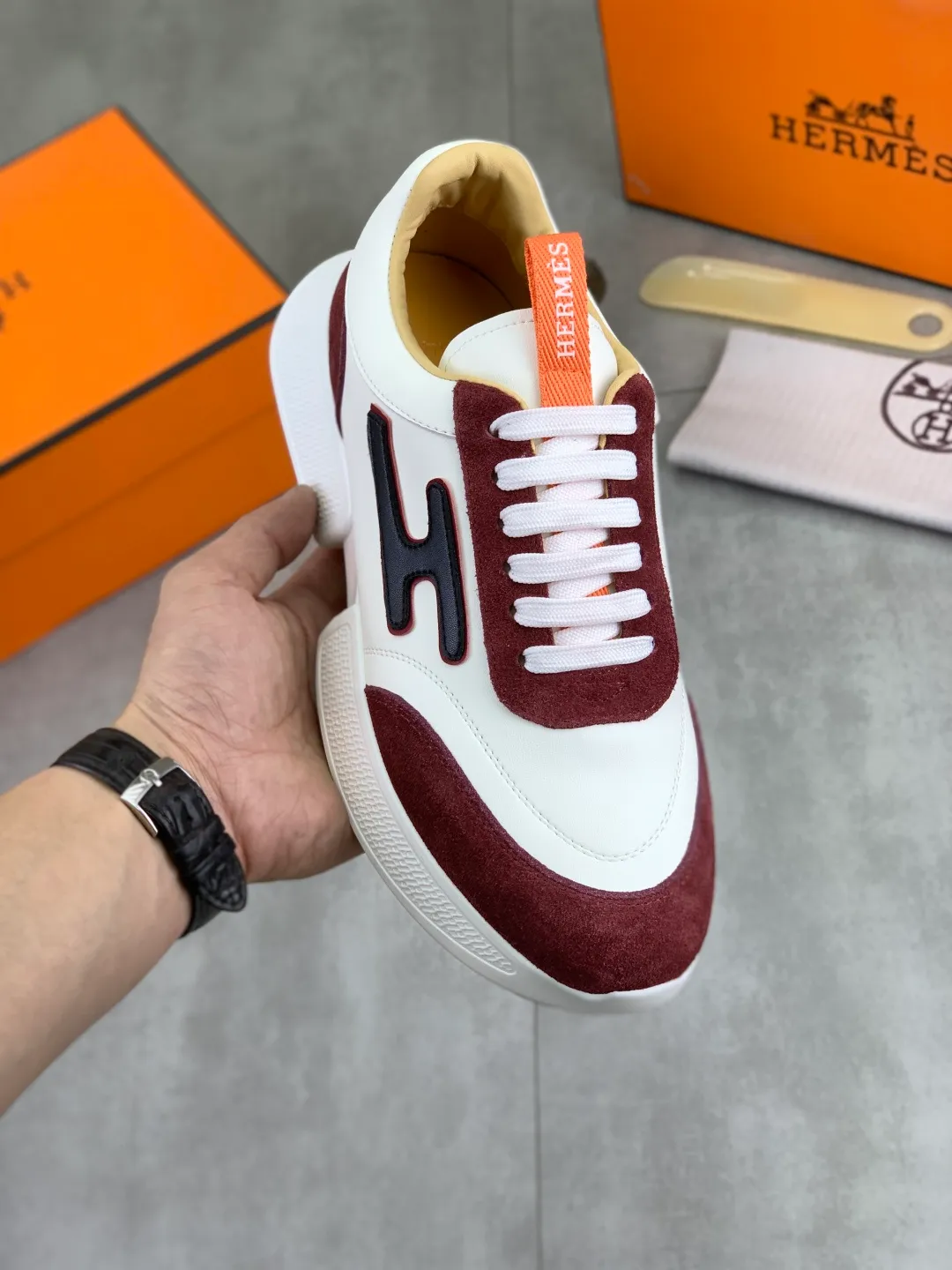 Men's shoes 💰P460 new style [HERMES] Hermès - High-end quality original order - Upper: 🔝 Napa calfskin, sewn brand 'H' totem - Inner: water-dyed cowhide - Outsole: ultra-light TPU foam; molded outsole - Ultra-high quality control·Fine workmanship: highlighted (high-end·luxury·grade) -Size: 38-44 (45 can be customized)·